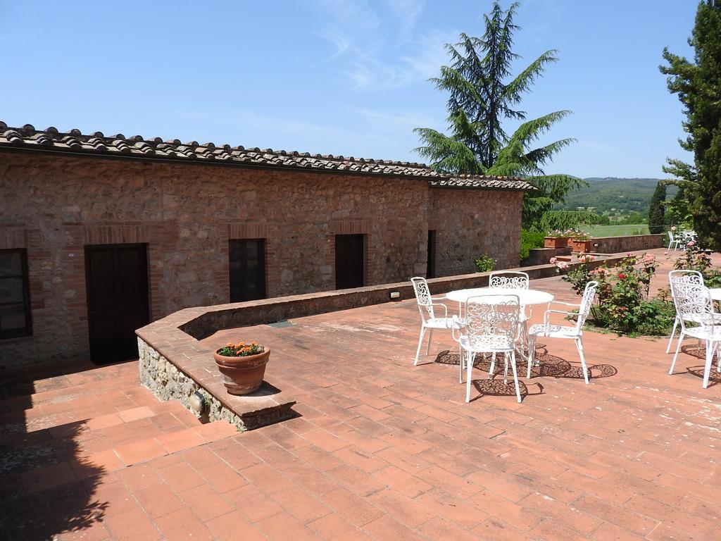 Hostal Relais Borgo Di Toiano Sovicille Exterior foto