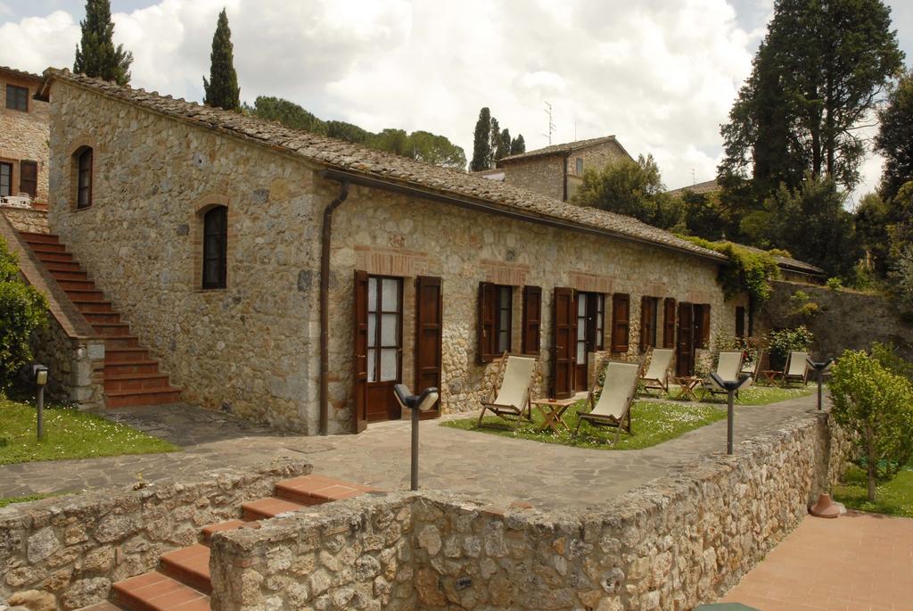 Hostal Relais Borgo Di Toiano Sovicille Exterior foto